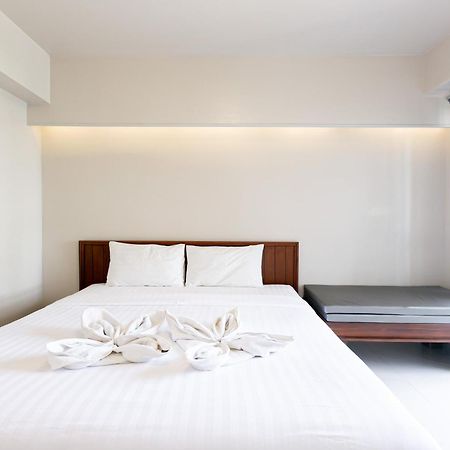 A Room Bangkok Sathorn Екстериор снимка