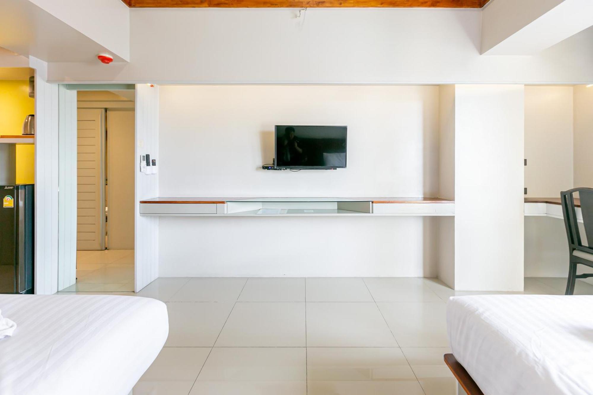 A Room Bangkok Sathorn Екстериор снимка
