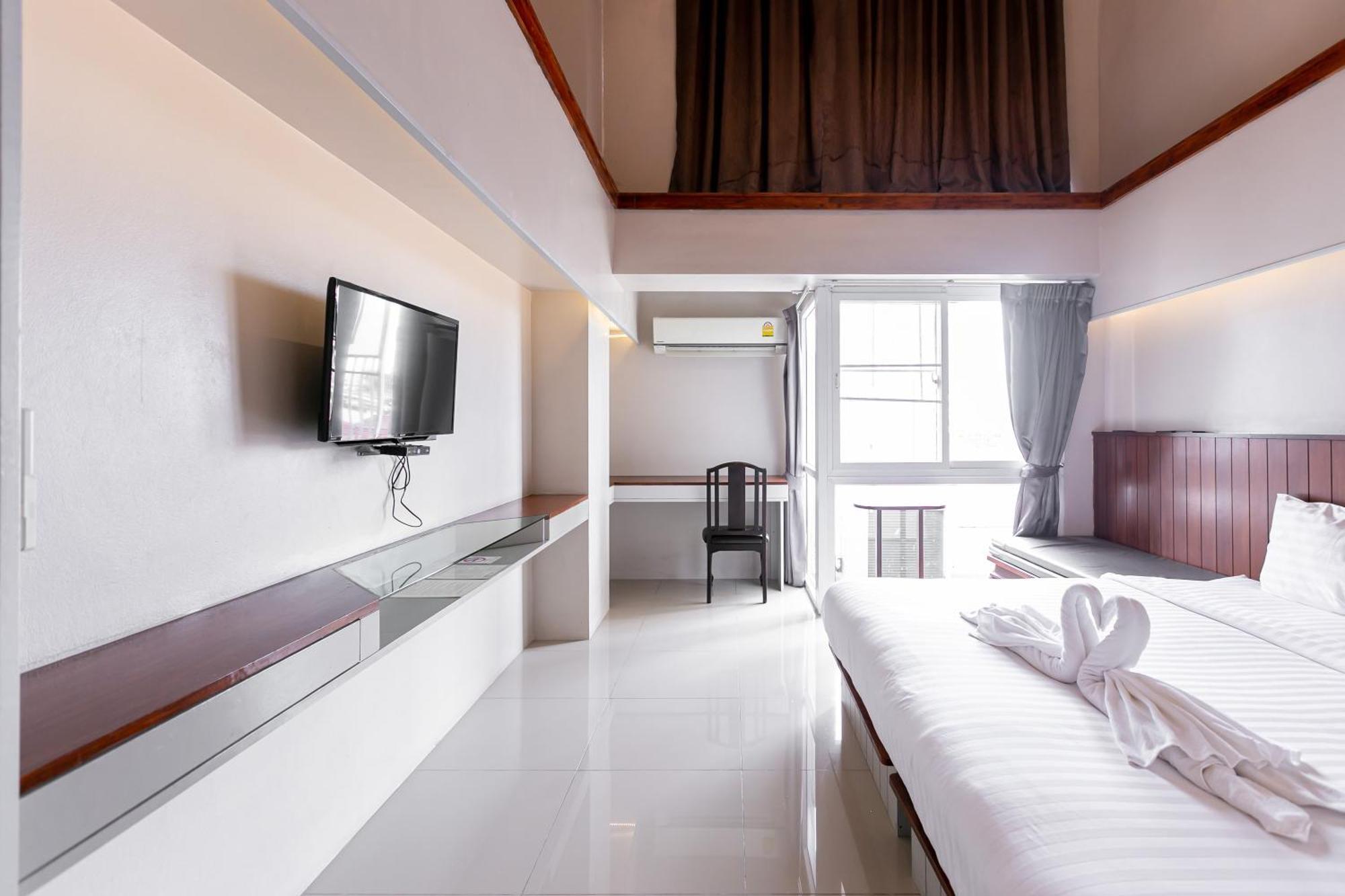 A Room Bangkok Sathorn Екстериор снимка