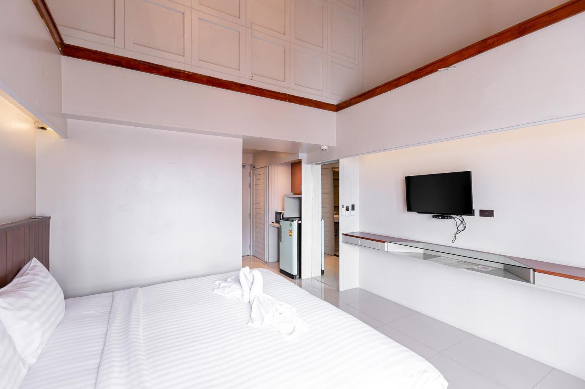 A Room Bangkok Sathorn Екстериор снимка