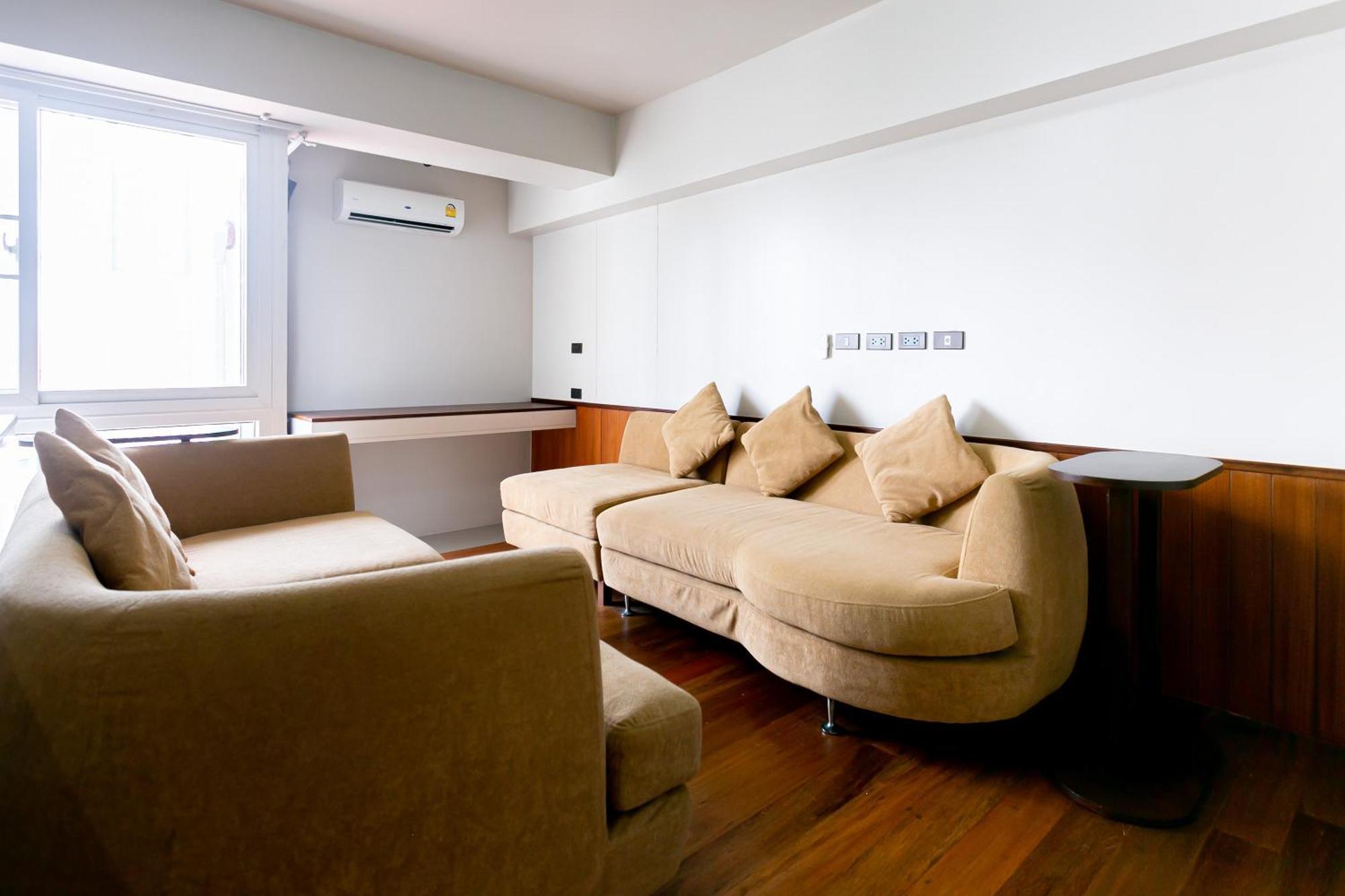 A Room Bangkok Sathorn Екстериор снимка
