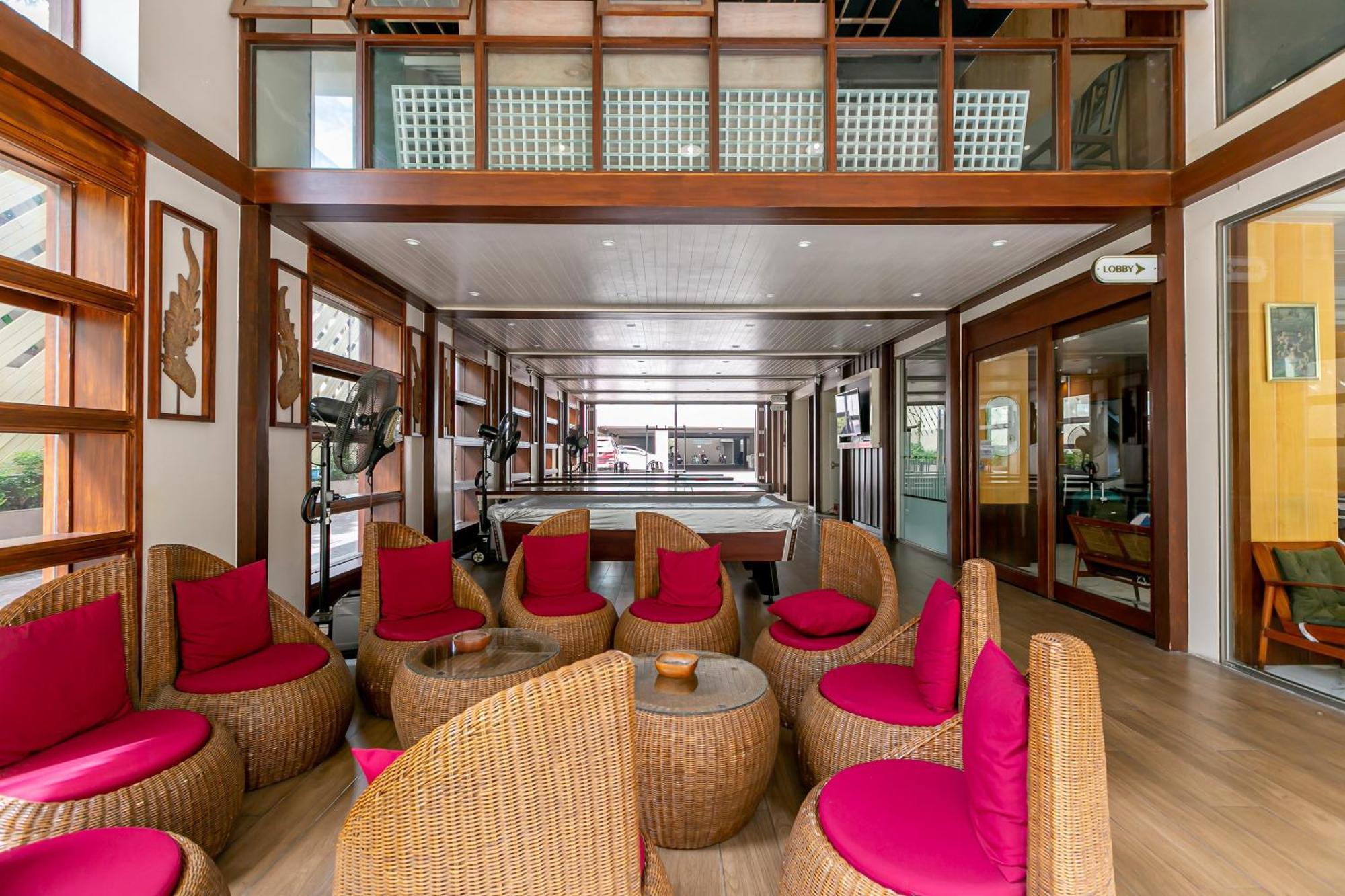 A Room Bangkok Sathorn Екстериор снимка